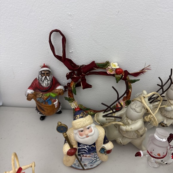 lot of 42 Christmas ornaments, preowned - Picture 2 of 13